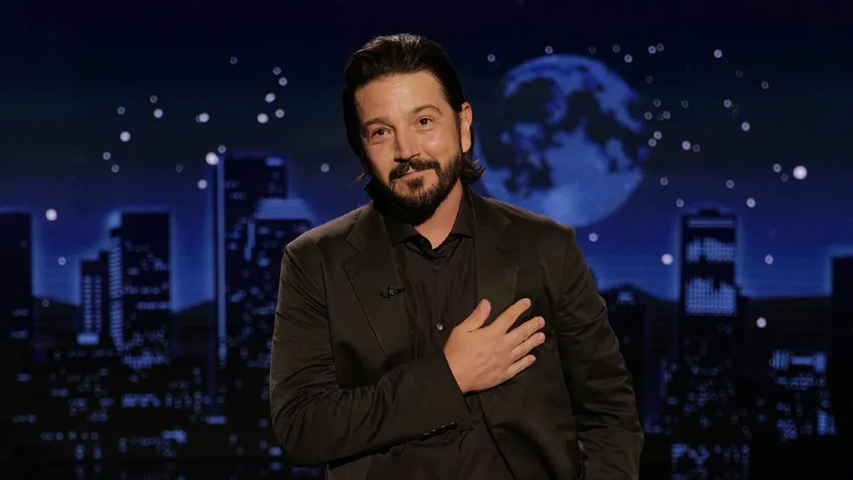 Diego Luna toma el control de ‘Jimmy Kimmel Live!’ y lanza mensaje directo contra Trump